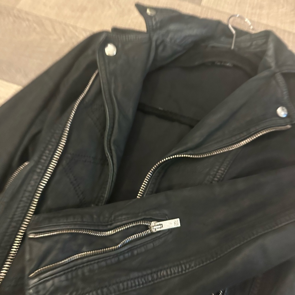 Suede leather jacket - Picture 7 of 12